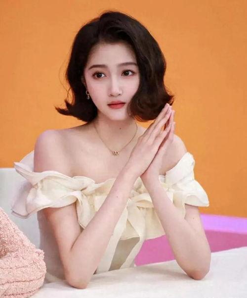 周雨彤吃瓜爆料,娱乐圈幕后真相大揭秘